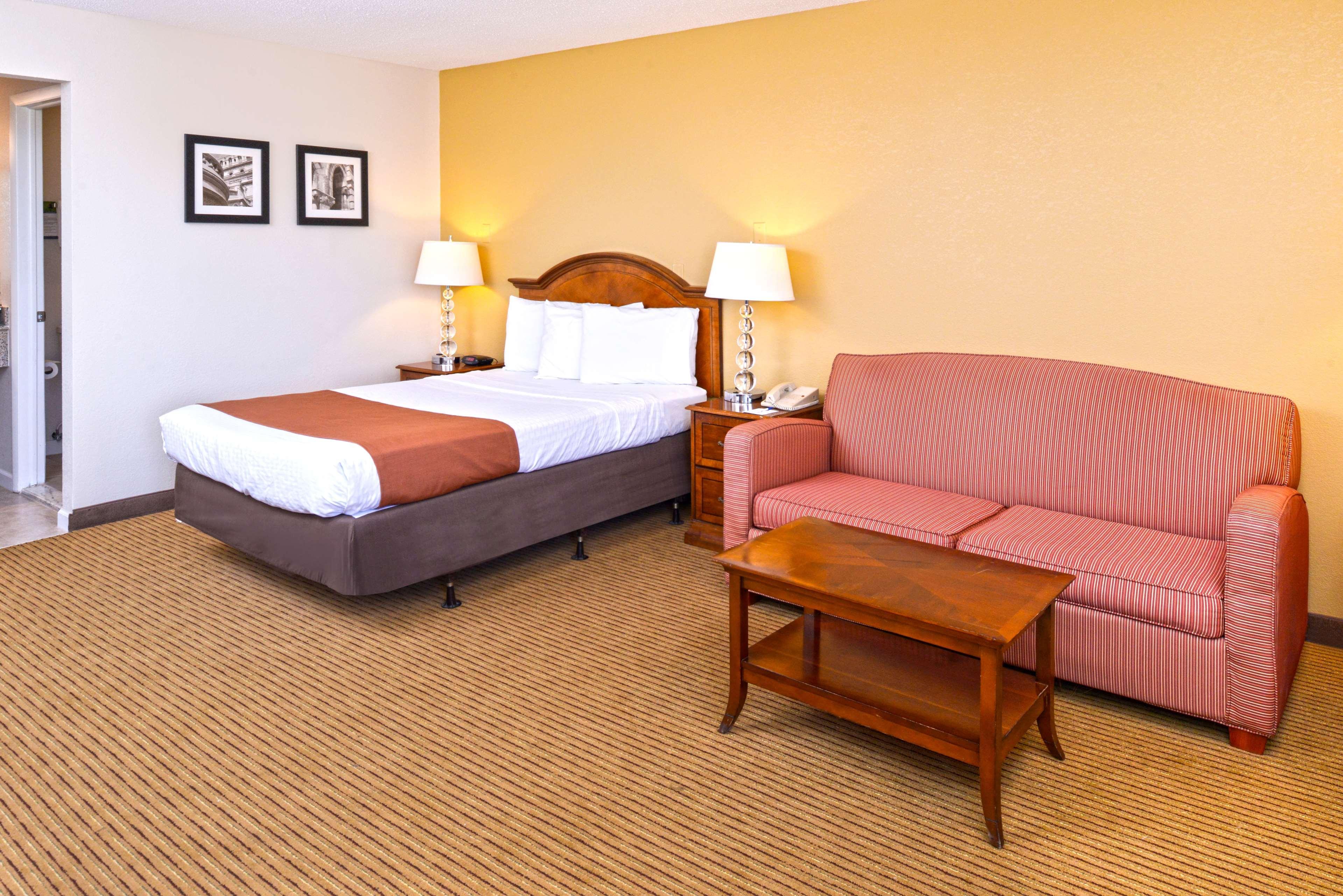 Americas Best Value Inn Платсбърг Екстериор снимка
