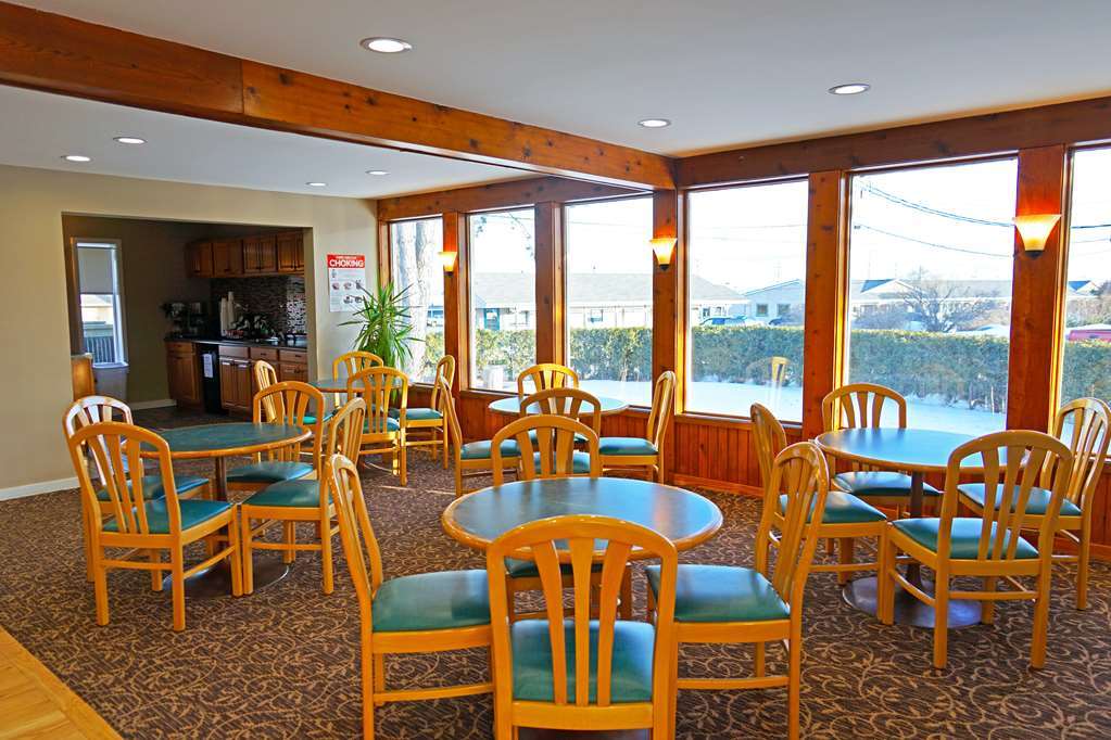 Americas Best Value Inn Платсбърг Ресторант снимка