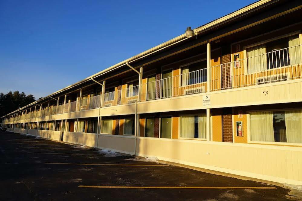 Americas Best Value Inn Платсбърг Екстериор снимка
